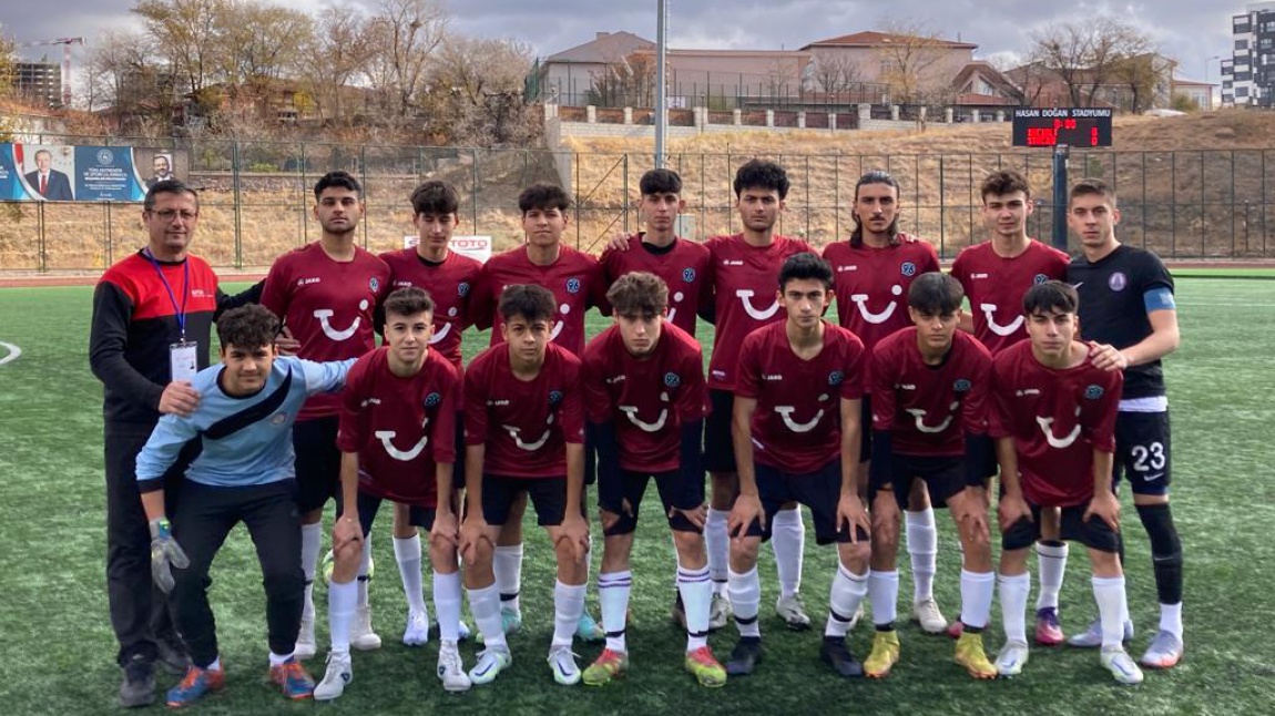 Ankara Okullar Arası Genç Erkekler Futbol Turnuvasının İlk Maçında Okulumuz Galip Geldi